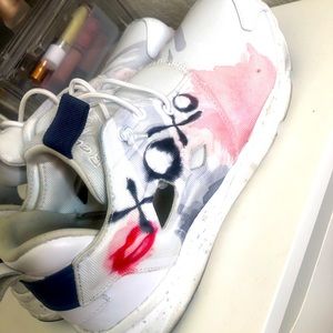 Women’s Reebok’s